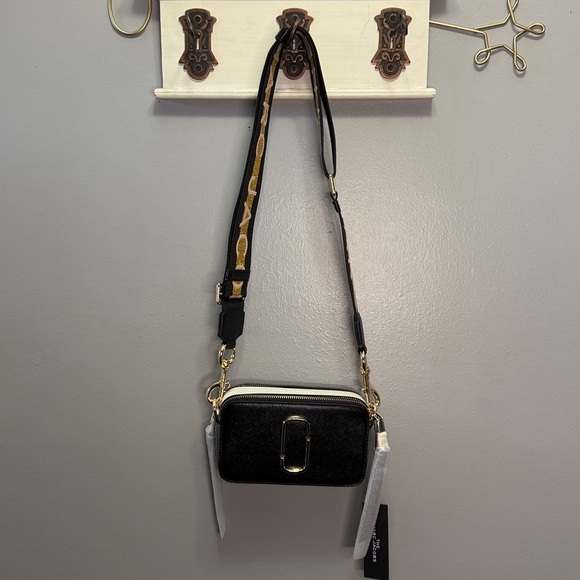 NWT Marc Jacobs The Snapshot camera bag in black Saffiano leather - Picture 4 of 6